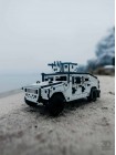 Военный внедорожник Хамви из дерева
