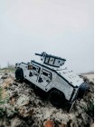 Военный внедорожник Хамви из дерева