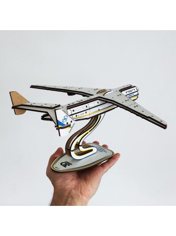 Літак дерев'яний кольоровий Ан-225 Мрія, масштаб 1:250