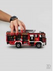 Пожежна машина кольорова з дерева