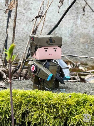 Бойовий медик з паперу
