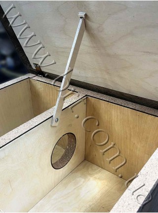 Будинок для котів зимовий дерев'яний двокімнатний, маленький