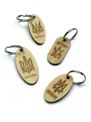 Набор брелков из дерева, с тризубами