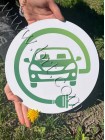 Табличка электрозарядка автомобиля